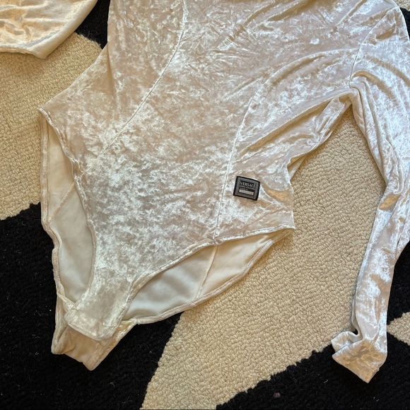 VINTAGE VERSACE BODYSUIT - Picture 4 of 7